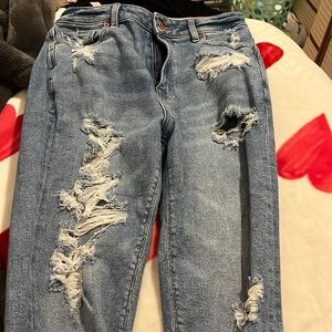 American Eagle mom jeans ripped